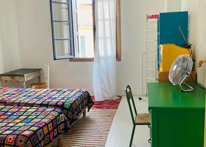 Les Cagettes En Bed & Breakfast Perpignan