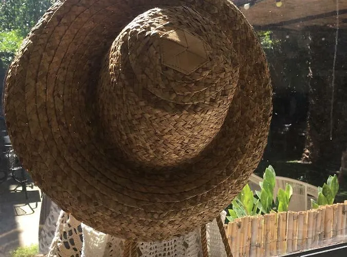 Bed & Breakfast Les Cagettes En 3*