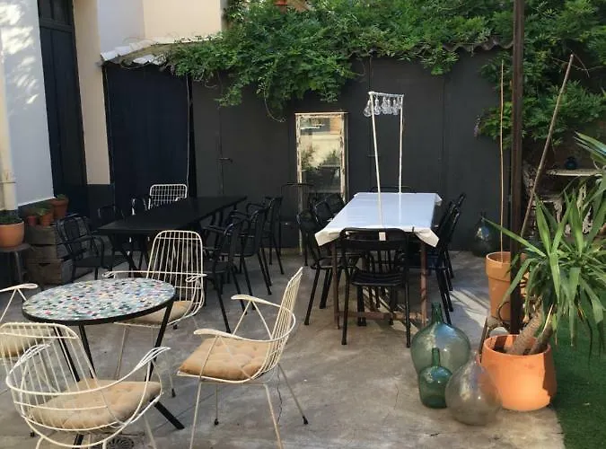 Les Cagettes En Bed & Breakfast 3*